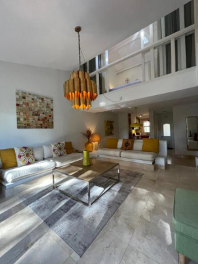Private Villa in Quinta da Marinha with golf view!
